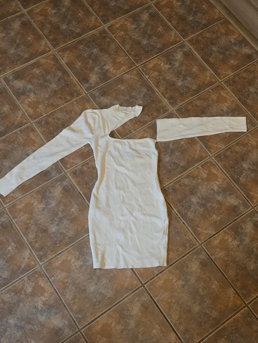 Women's One-Shoulder White Bodycon Dress
